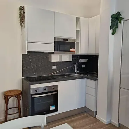 Lucania25 Lägenhet Milano